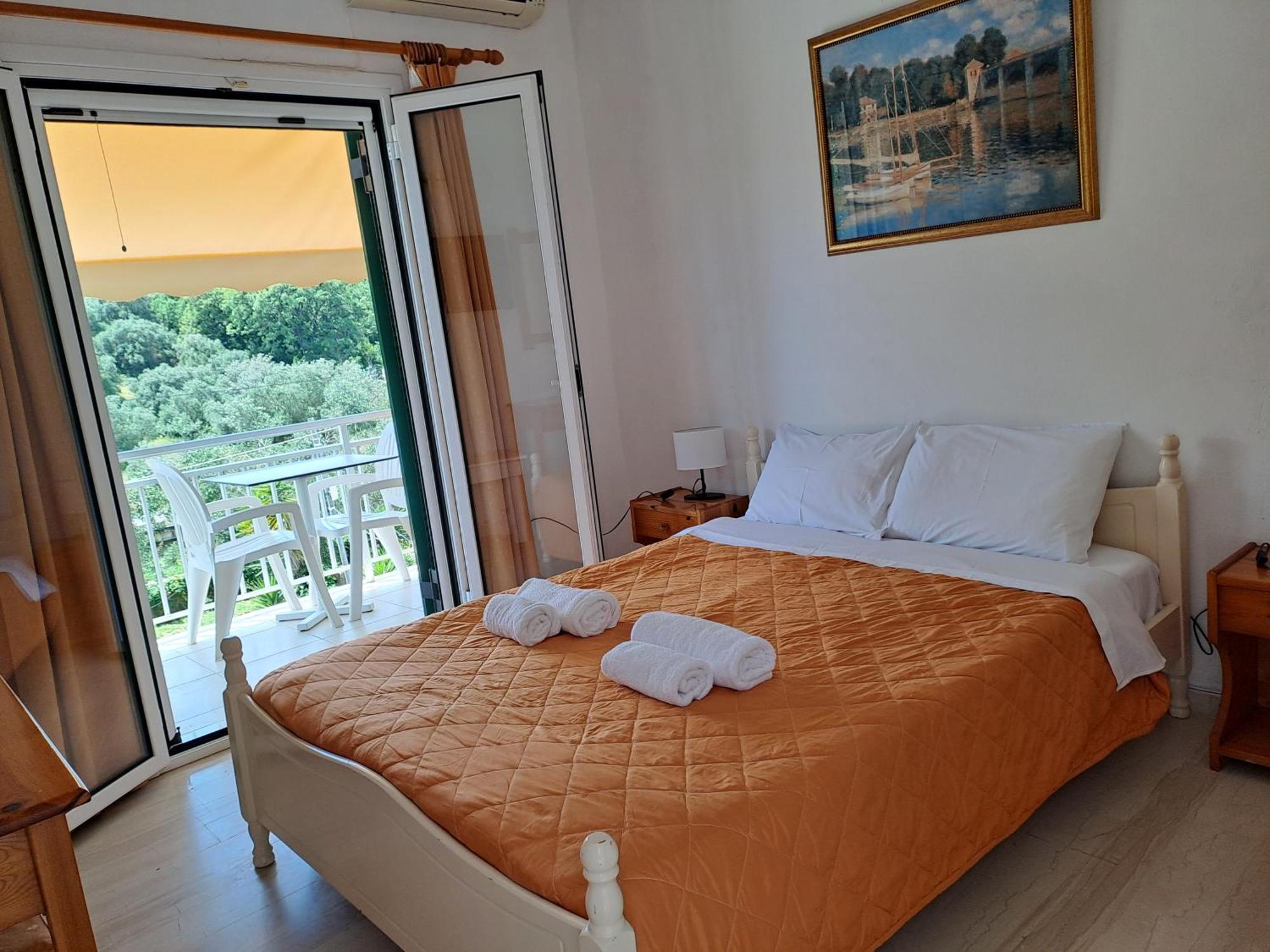 Evridiki Apartments 梅松吉 外观 照片