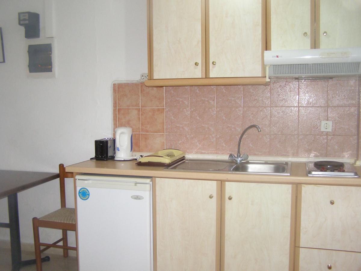 Evridiki Apartments 梅松吉 外观 照片